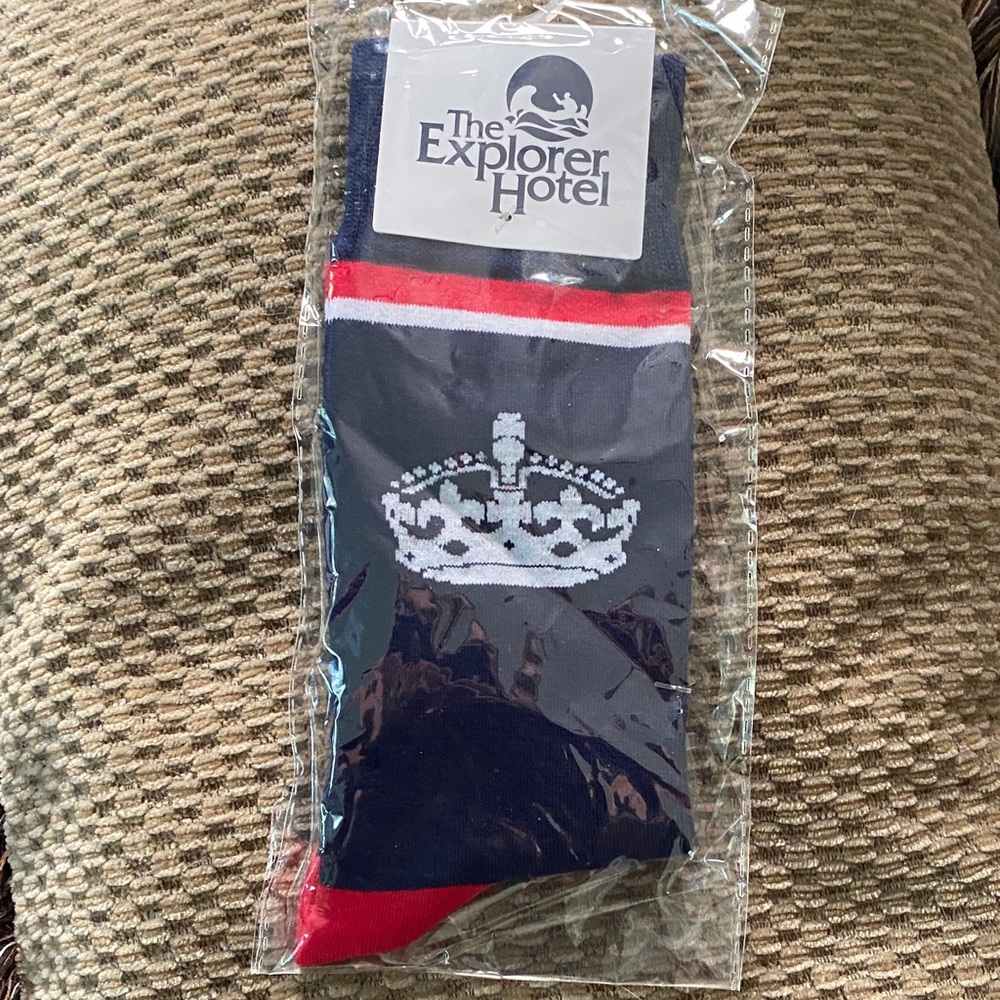 The Explorer Hotel Men's Navy Socks with Crown Design NWOT